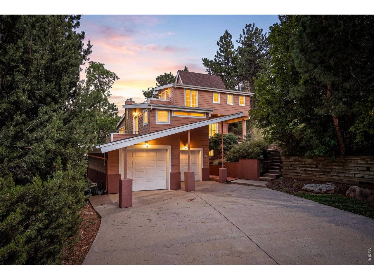 15 Arrowleaf, Boulder, CO 80304