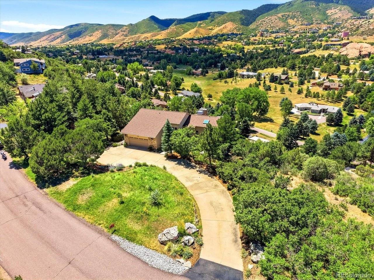 5961 Crestbrook, Morrison, CO 80465