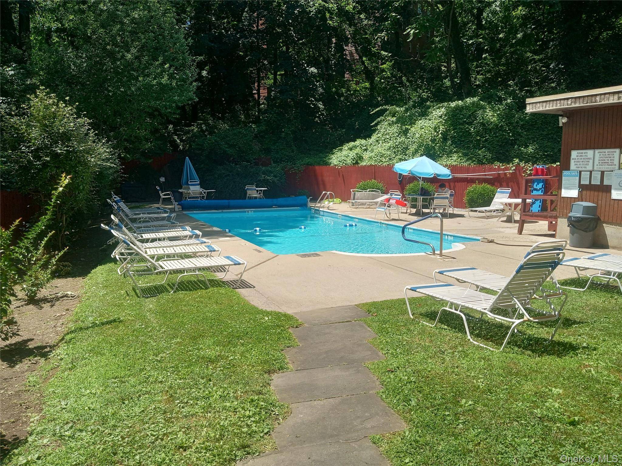 1374 Midland AVE #214, Bronxville, NY 10708