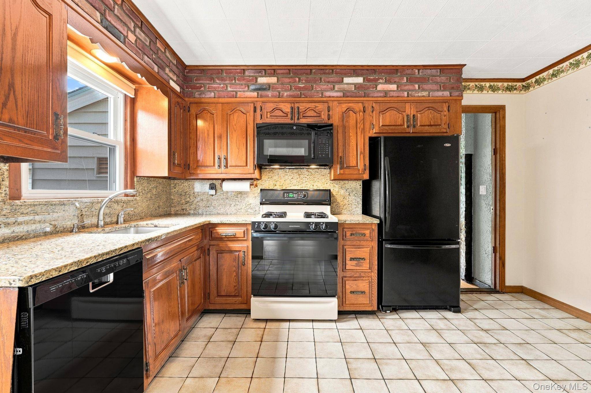 263 Willis AVE, Hawthorne, NY 10532