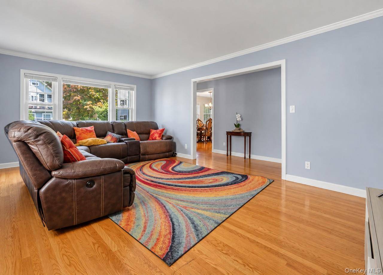 124 Bradford AVE, Mamaroneck, NY 10543