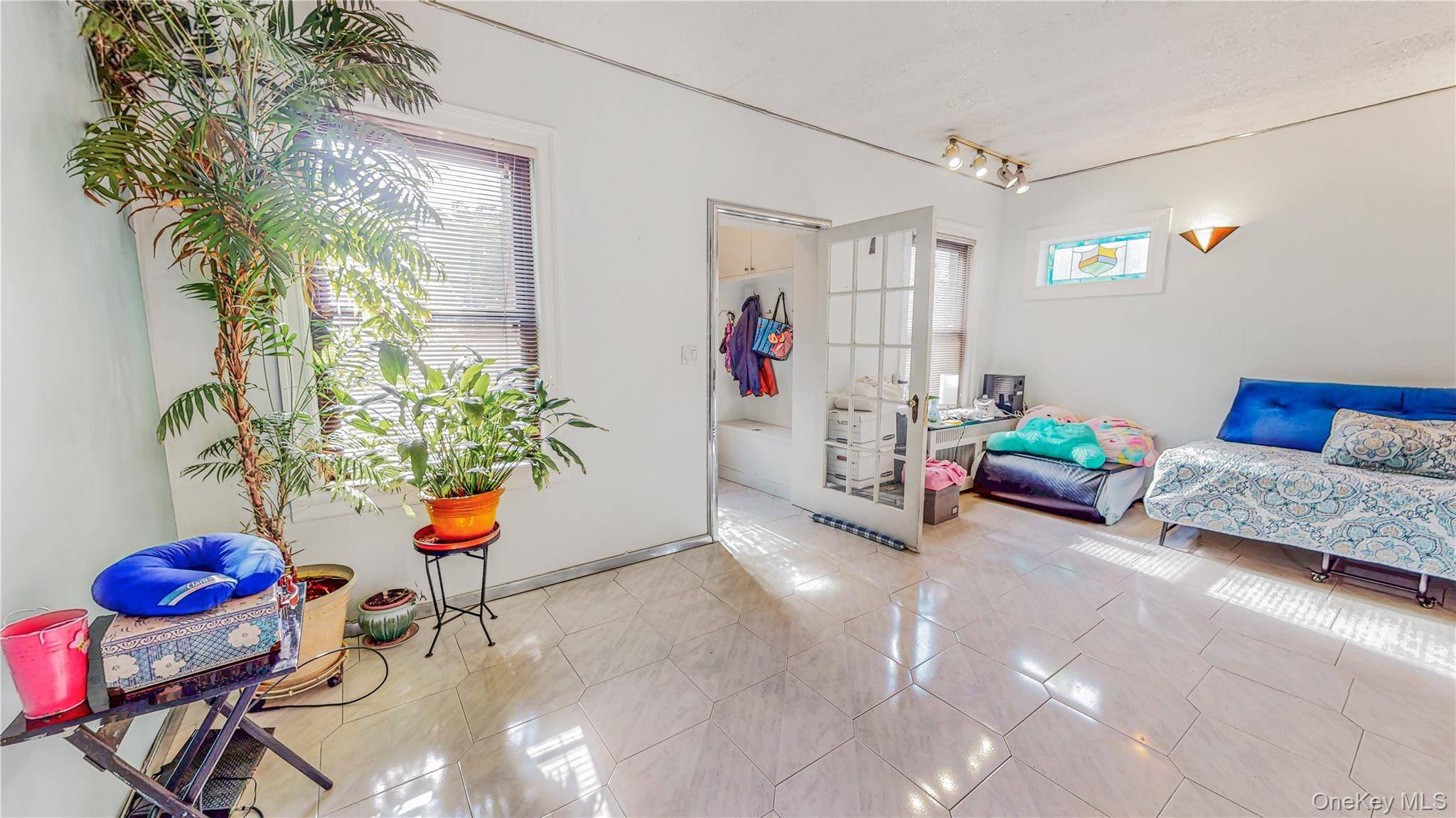 64-53 82nd PL, Middle Village, NY 11379