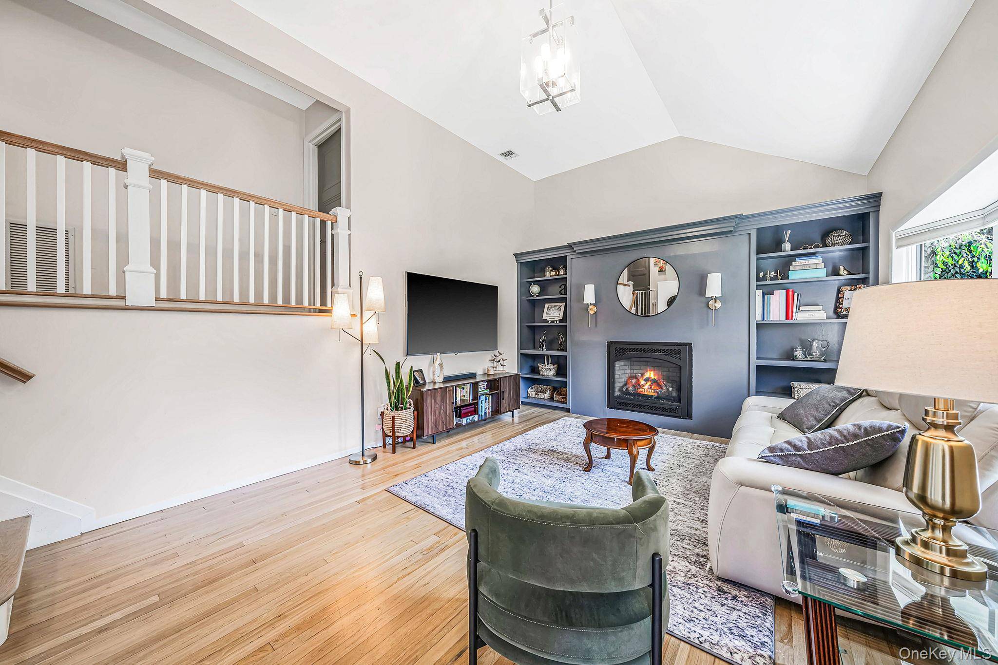 1 Rutgers ST, Smithtown, NY 11787