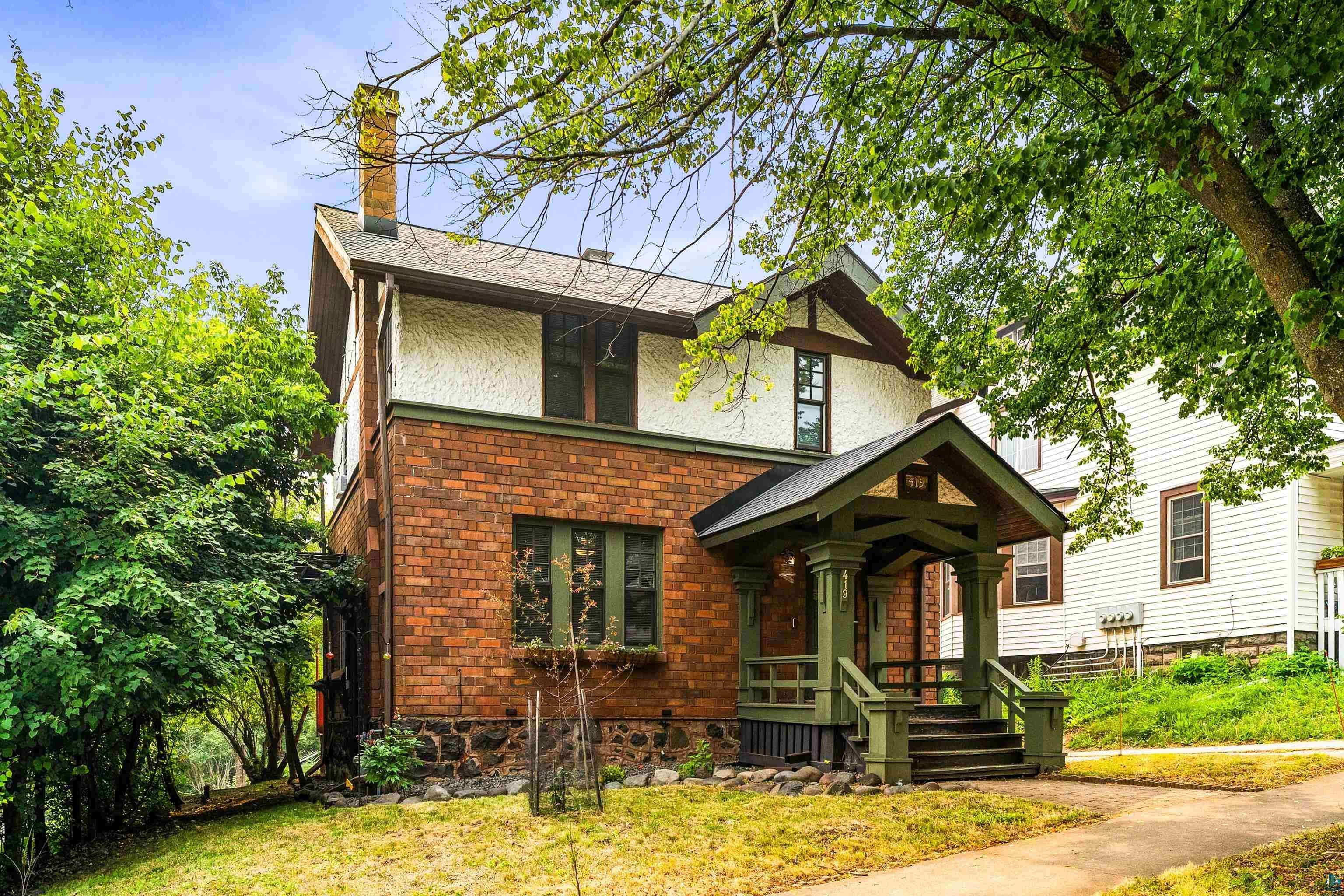 419 N 18th Ave E, Duluth, MN 55812