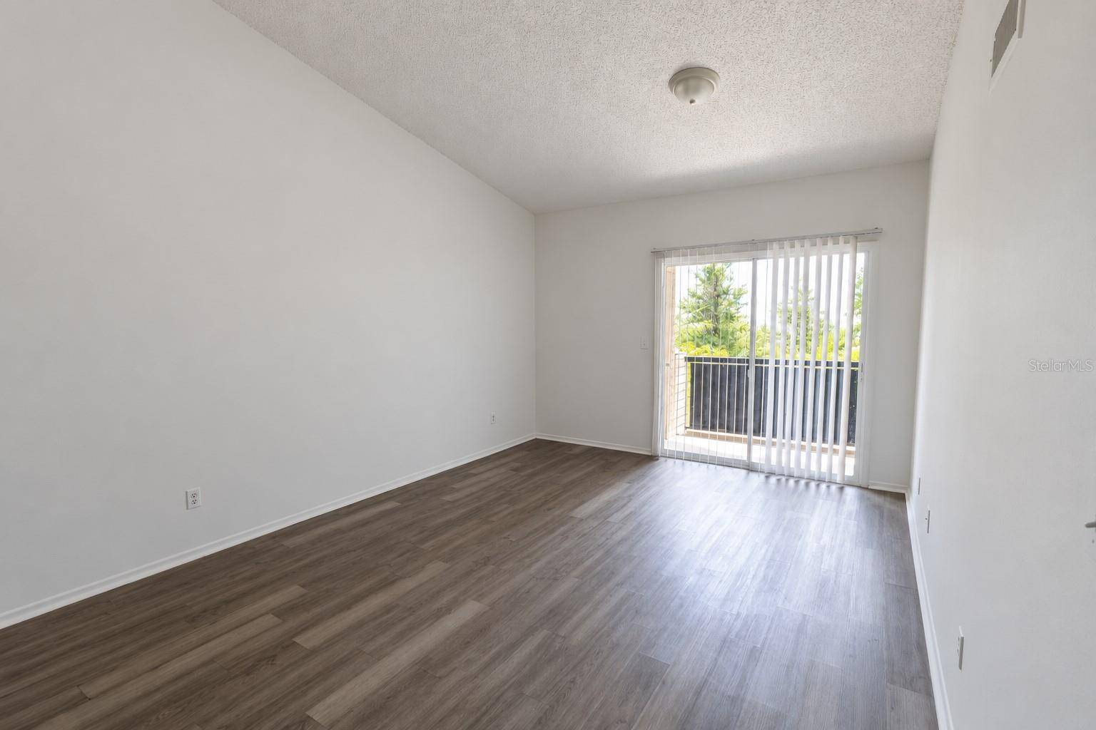 1956 LAKE ATRIUMS CIR #144, Orlando, FL 32839