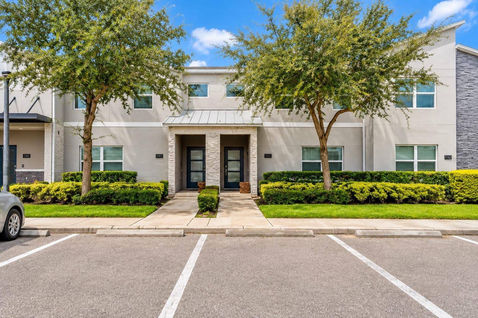 590 PEBBLE BEACH DR, Davenport, FL 33896