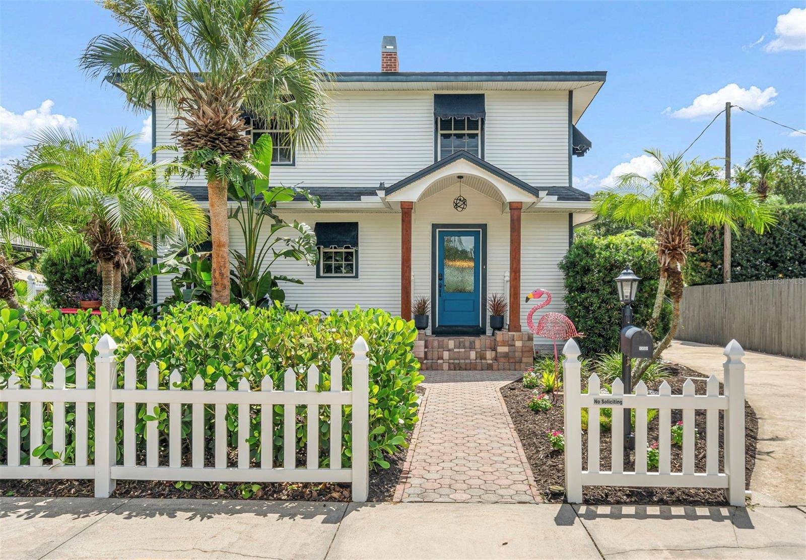 1350 26TH AVE N, St Petersburg, FL 33704