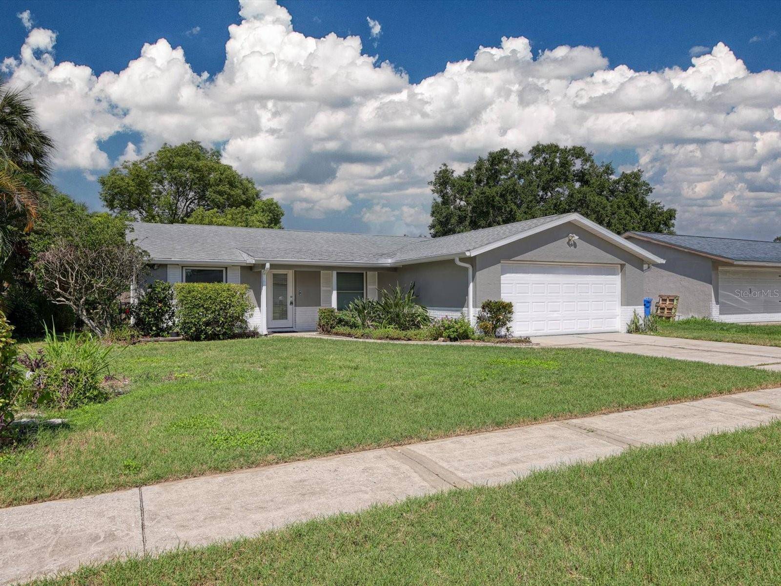 6002 FIREFLY LN, Apollo Beach, FL 33572