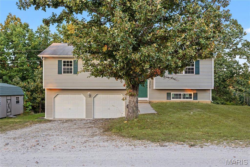 23226 Topo DR, St Robert, MO 65584