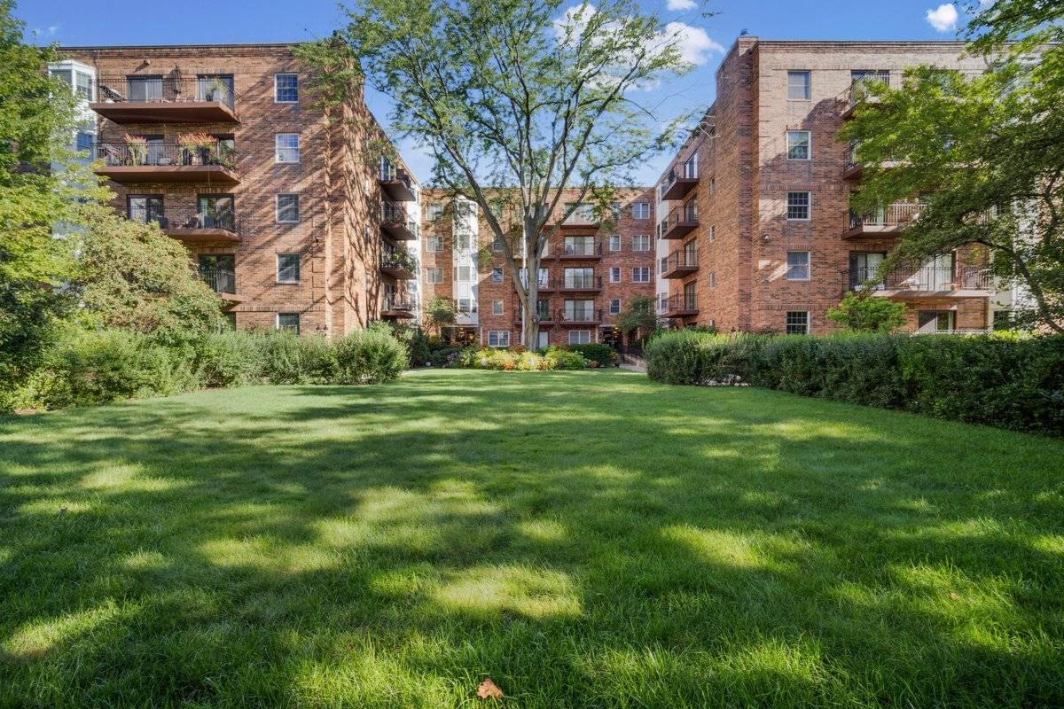 1503 Oak AVE #311, Evanston, IL 60201
