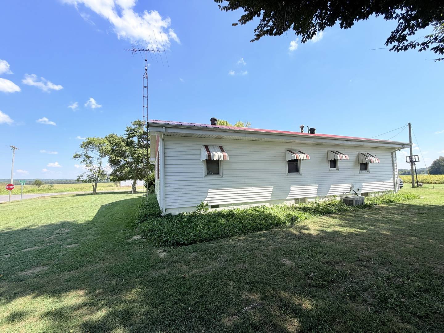 6475 Highway 1 HWY, Junction, IL 62954