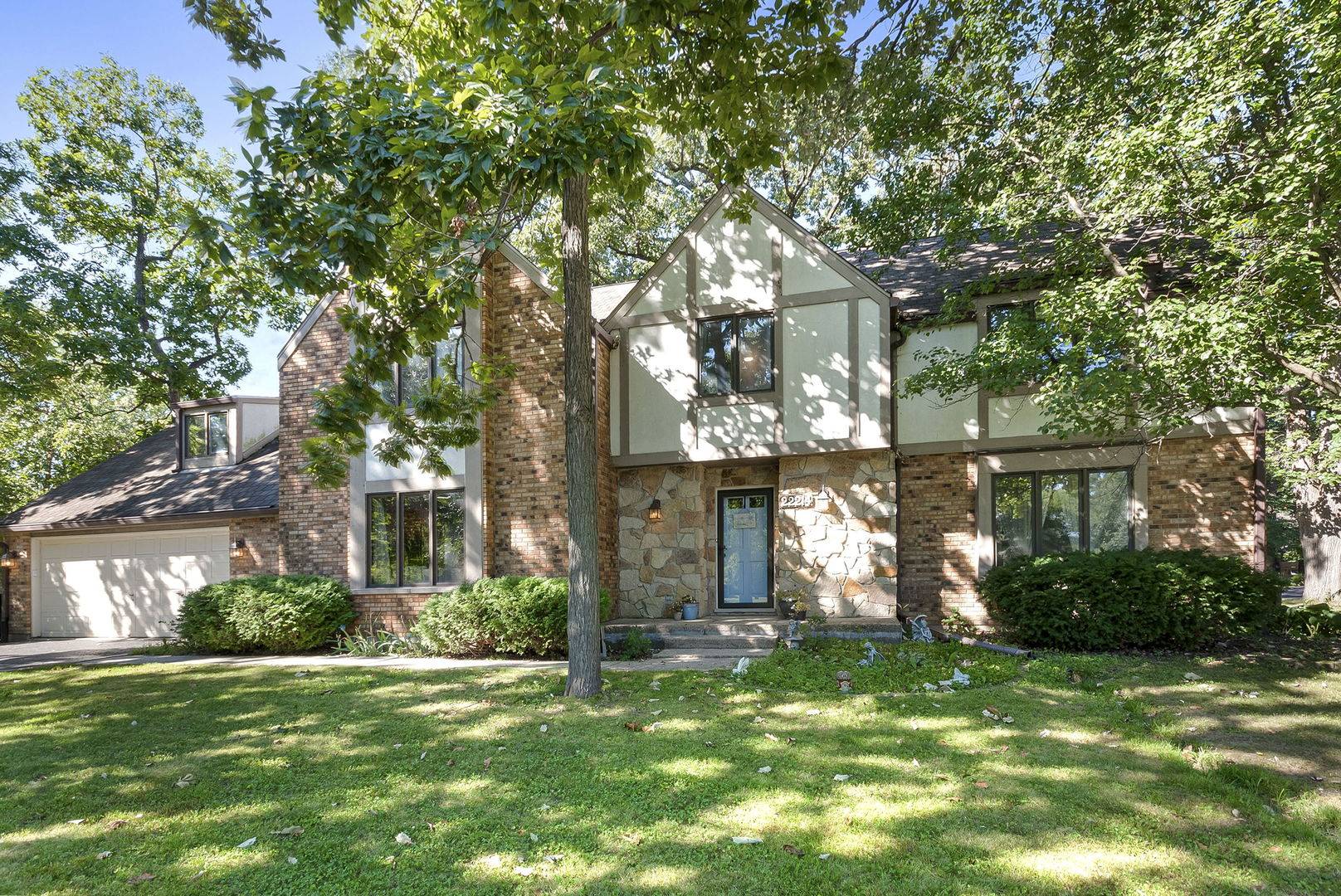 22214 S Gawain DR, Shorewood, IL 60404