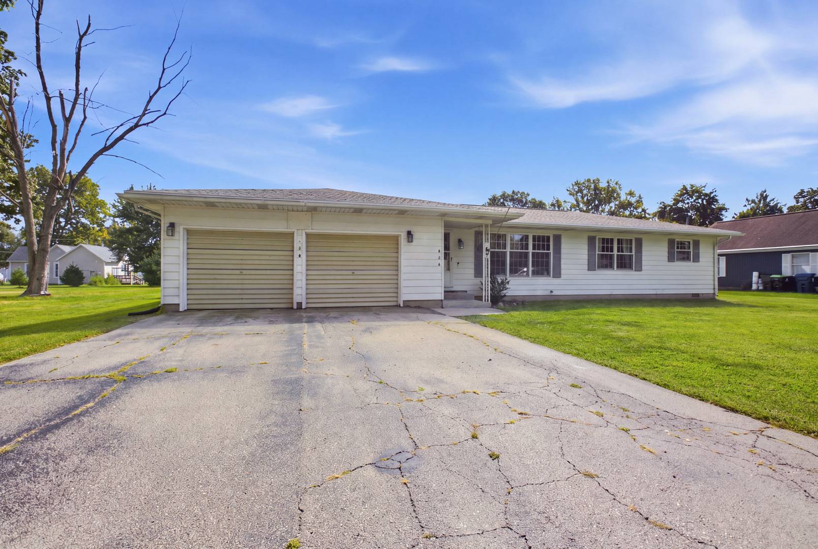 218 N Kansas ST, Atwood, IL 61913