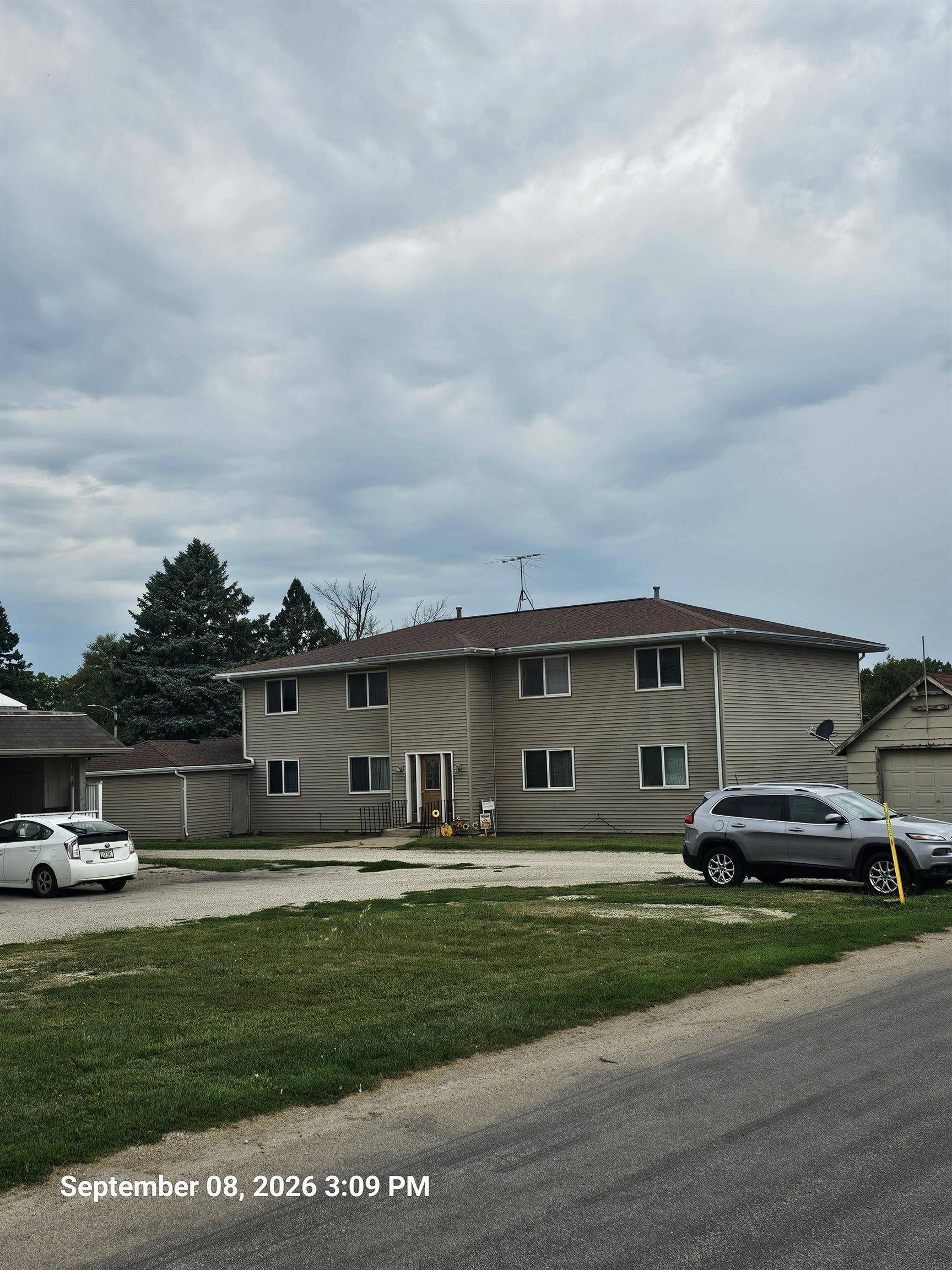 101 N Commercial ST, Reinbeck, IA 50669