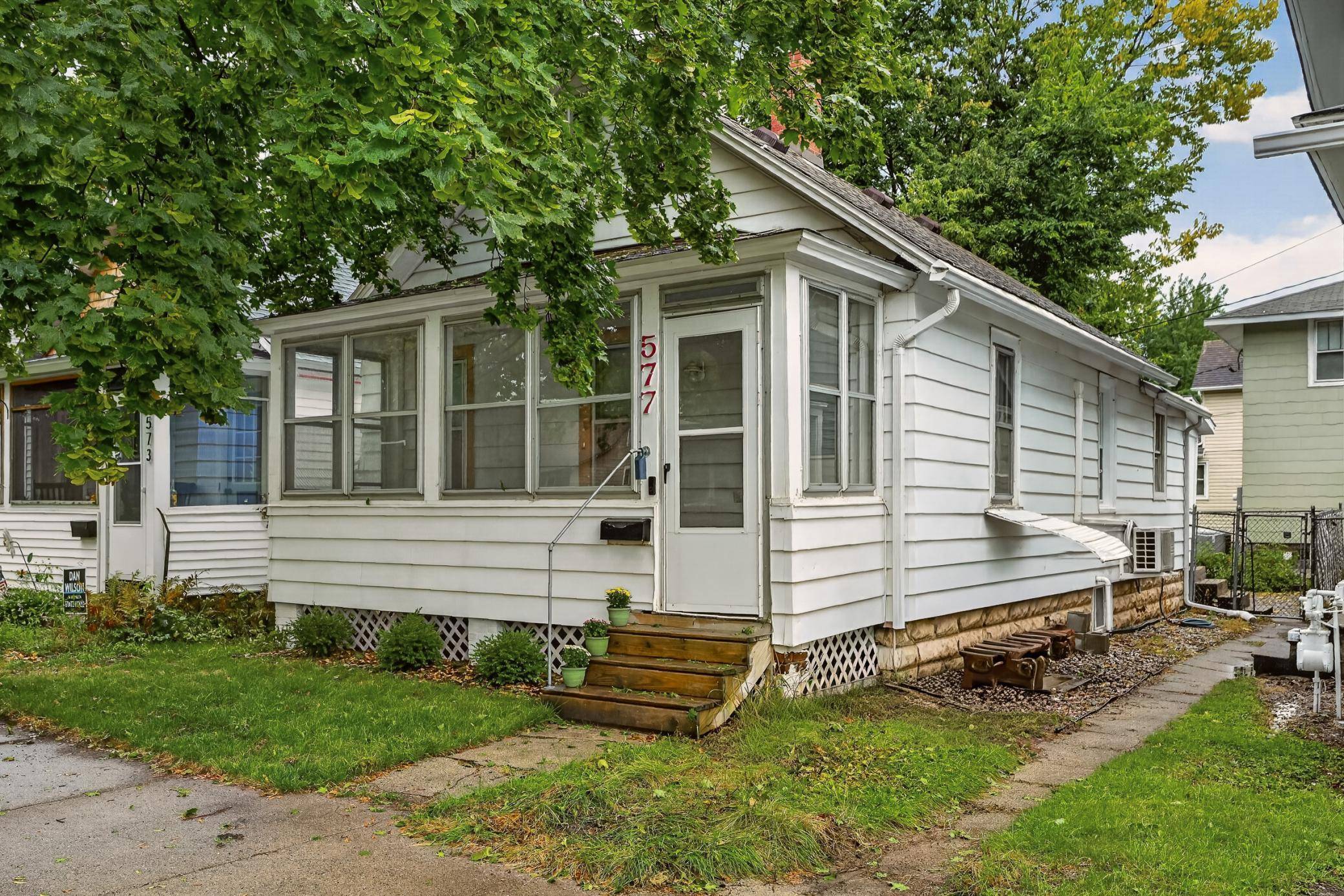 577 W Sanborn ST, Winona, MN 55987
