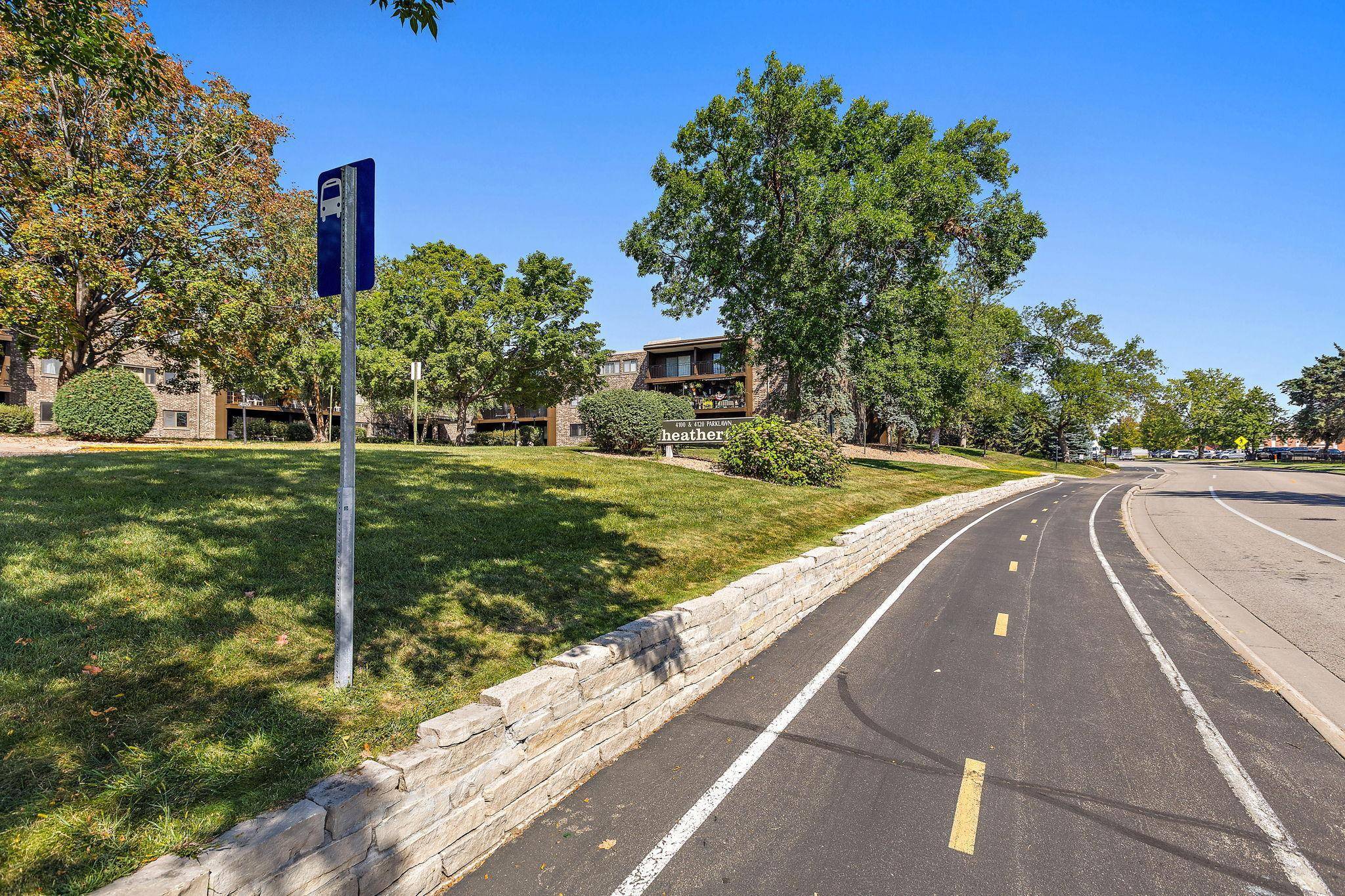 4100 Parklawn AVE #109, Edina, MN 55435