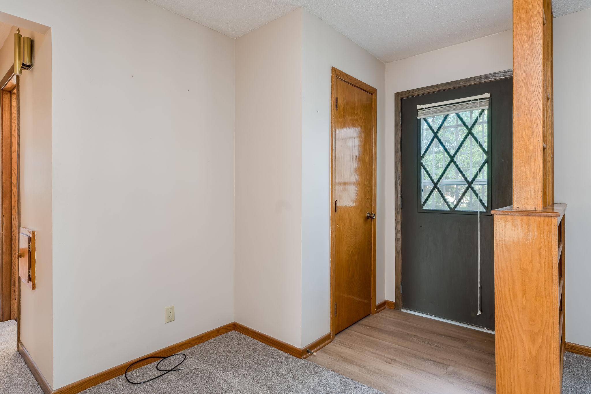 125 N Manitou DR, Mankato, MN 56001