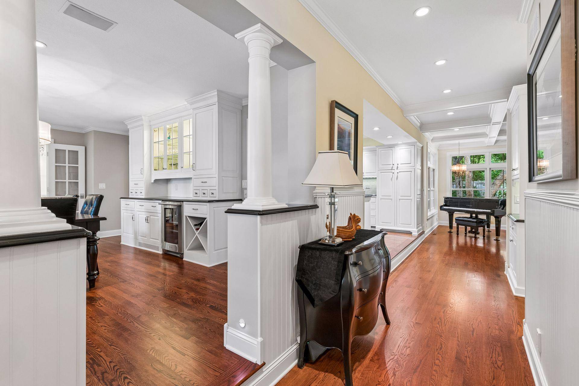 3808 W 55th ST, Edina, MN 55410