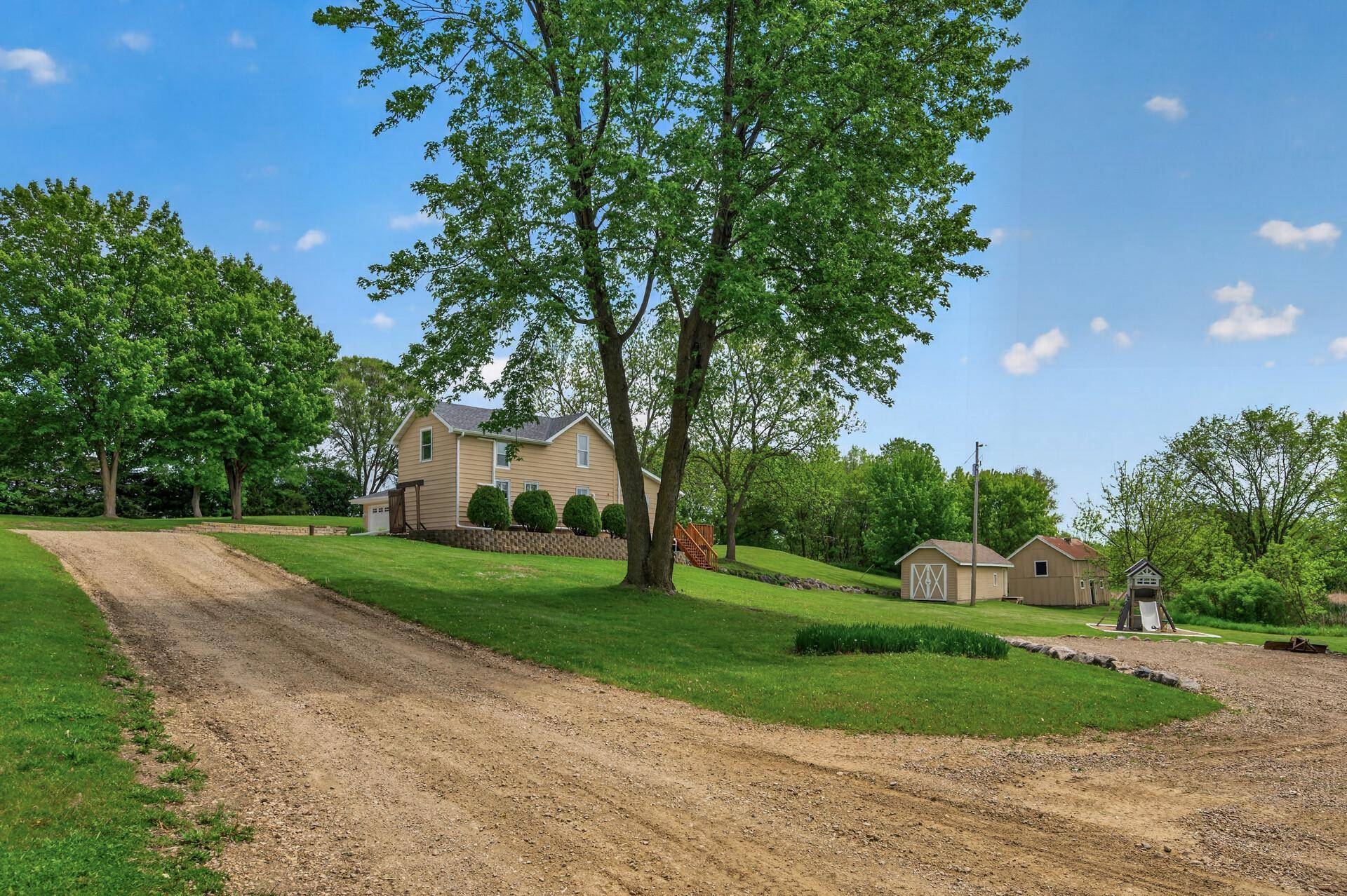 109 Lydia RD, Jordan, MN 55352
