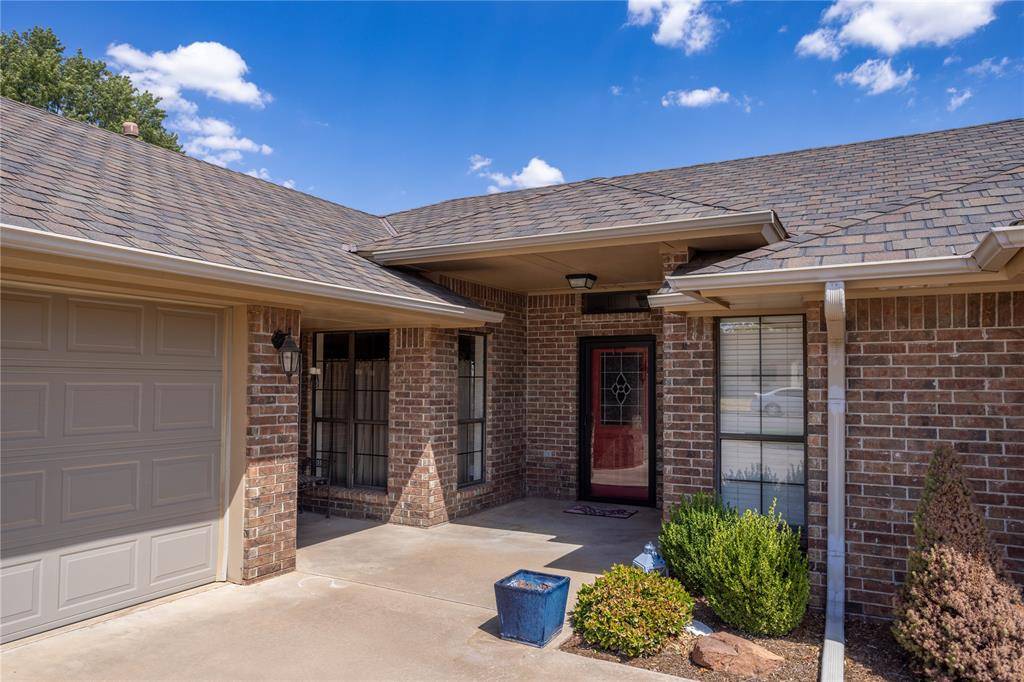 1401 Timber Creek, Weatherford, OK 73096