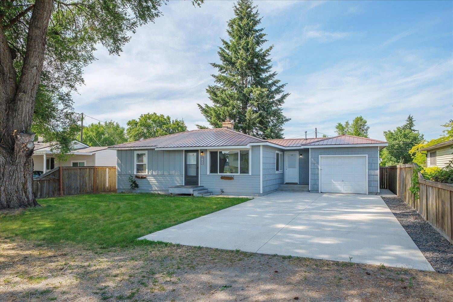 8209 E Indiana Ave, Spokane Valley, WA 99212