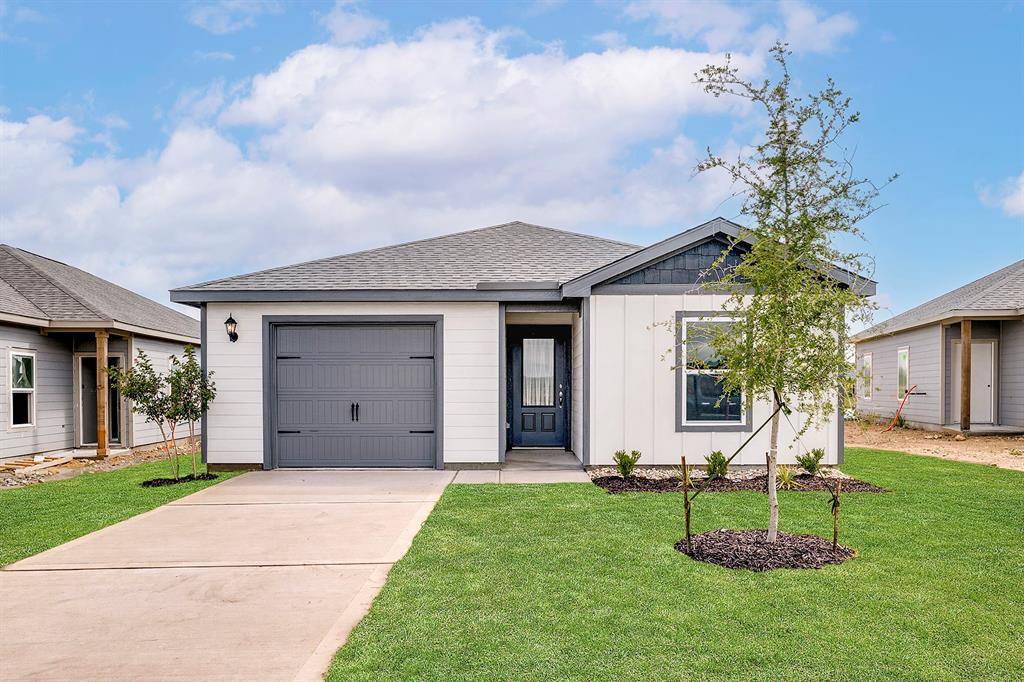8309 White Wolf Trail, Ponder, TX 76259