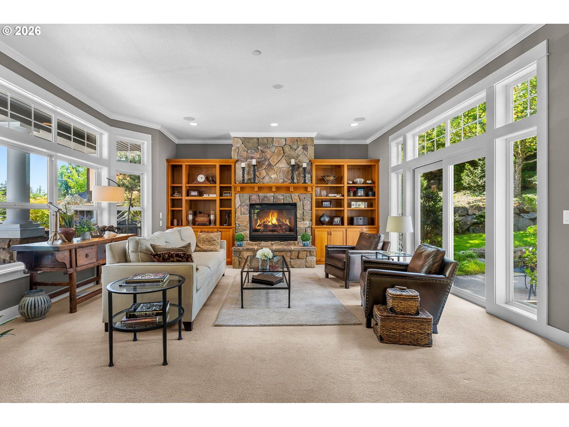 14261 UPLANDS DR, Lake Oswego, OR 97034