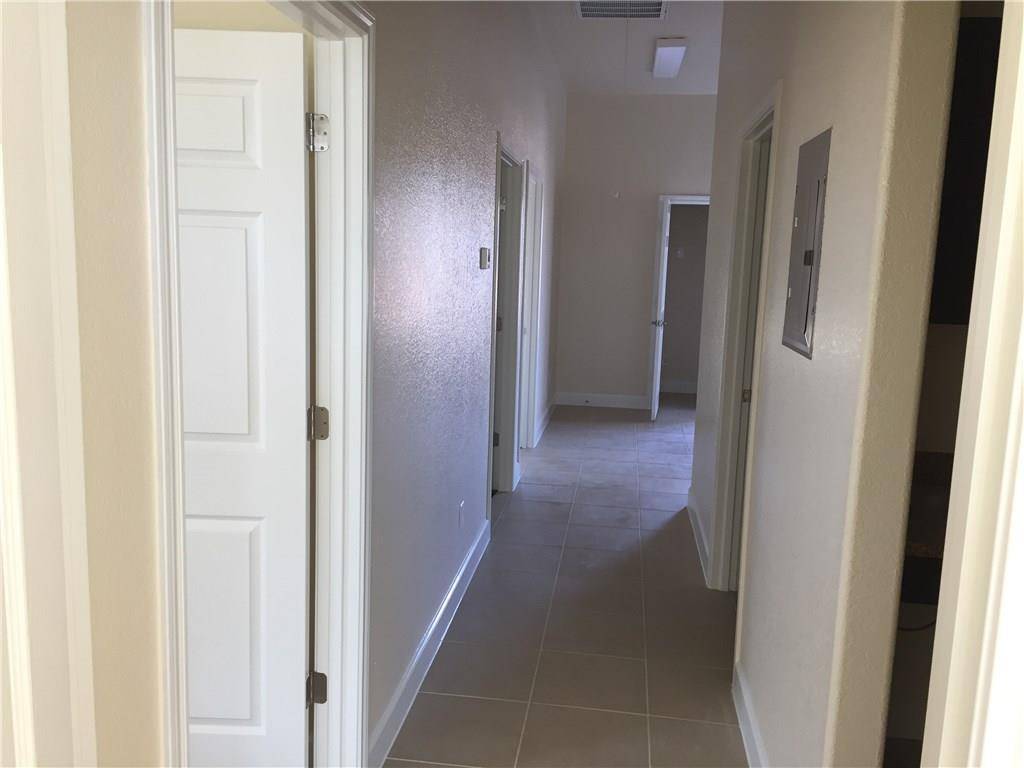 209 S 12th ST S #109, Pflugerville, TX 78660