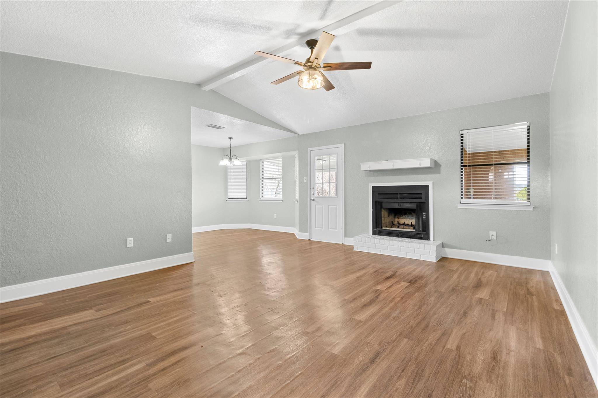 130 Jordan LOOP, Nolanville, TX 76559