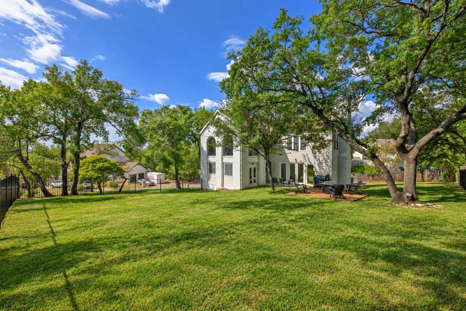 1603 Falcon Ledge DR, Austin, TX 78746