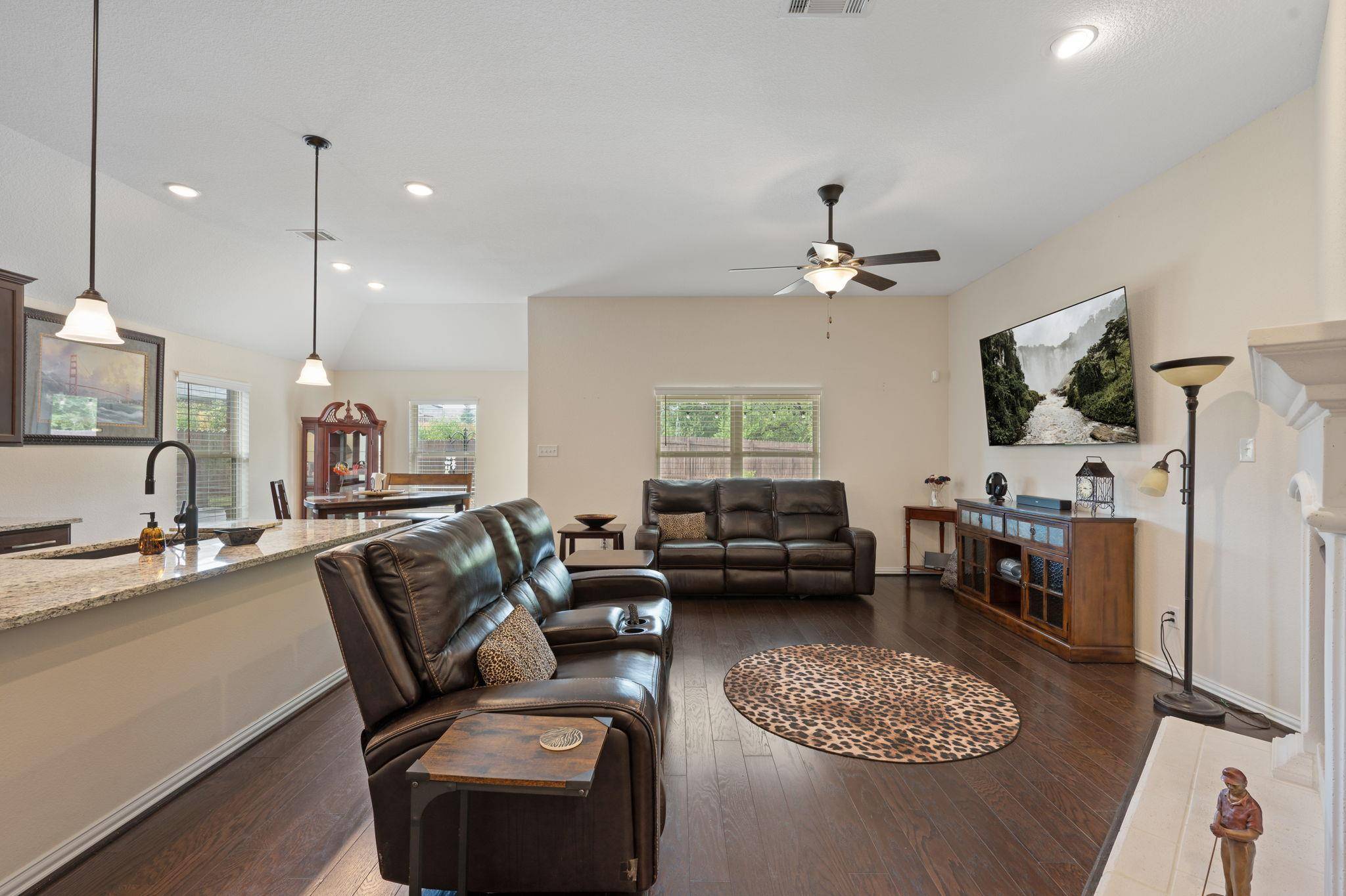234 Freeman Ranch ST, Leander, TX 78641