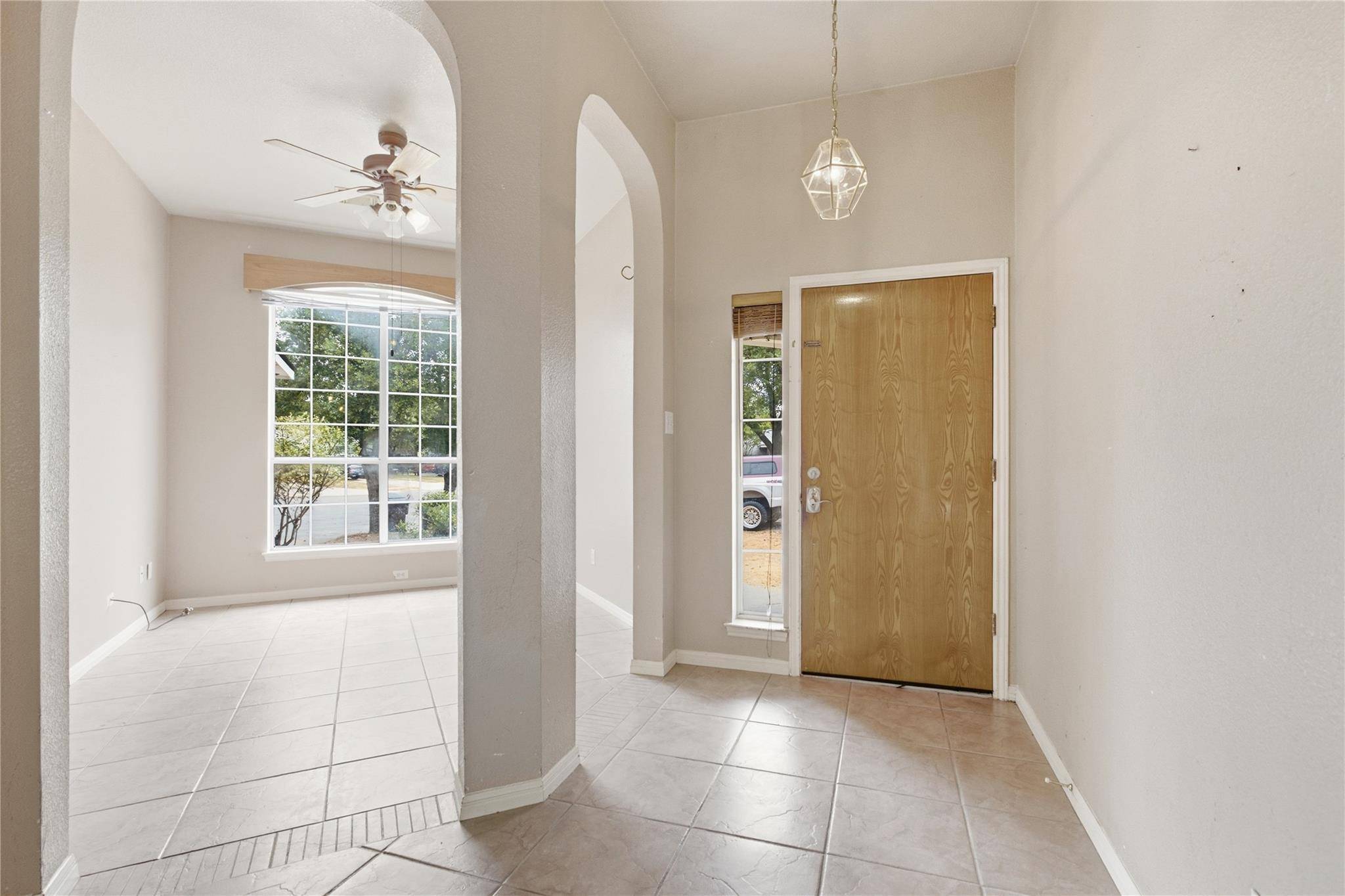 801 Lawmans CT, Round Rock, TX 78665