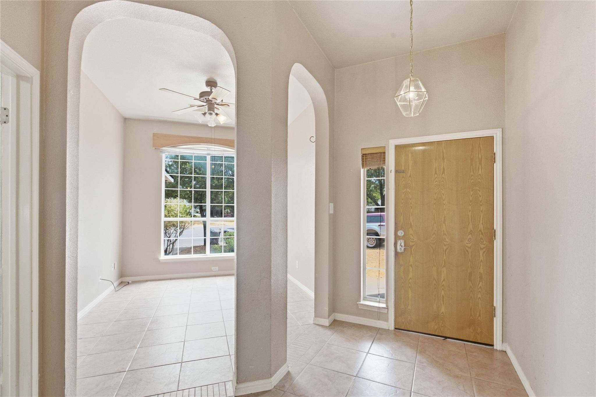 801 Lawmans CT, Round Rock, TX 78665
