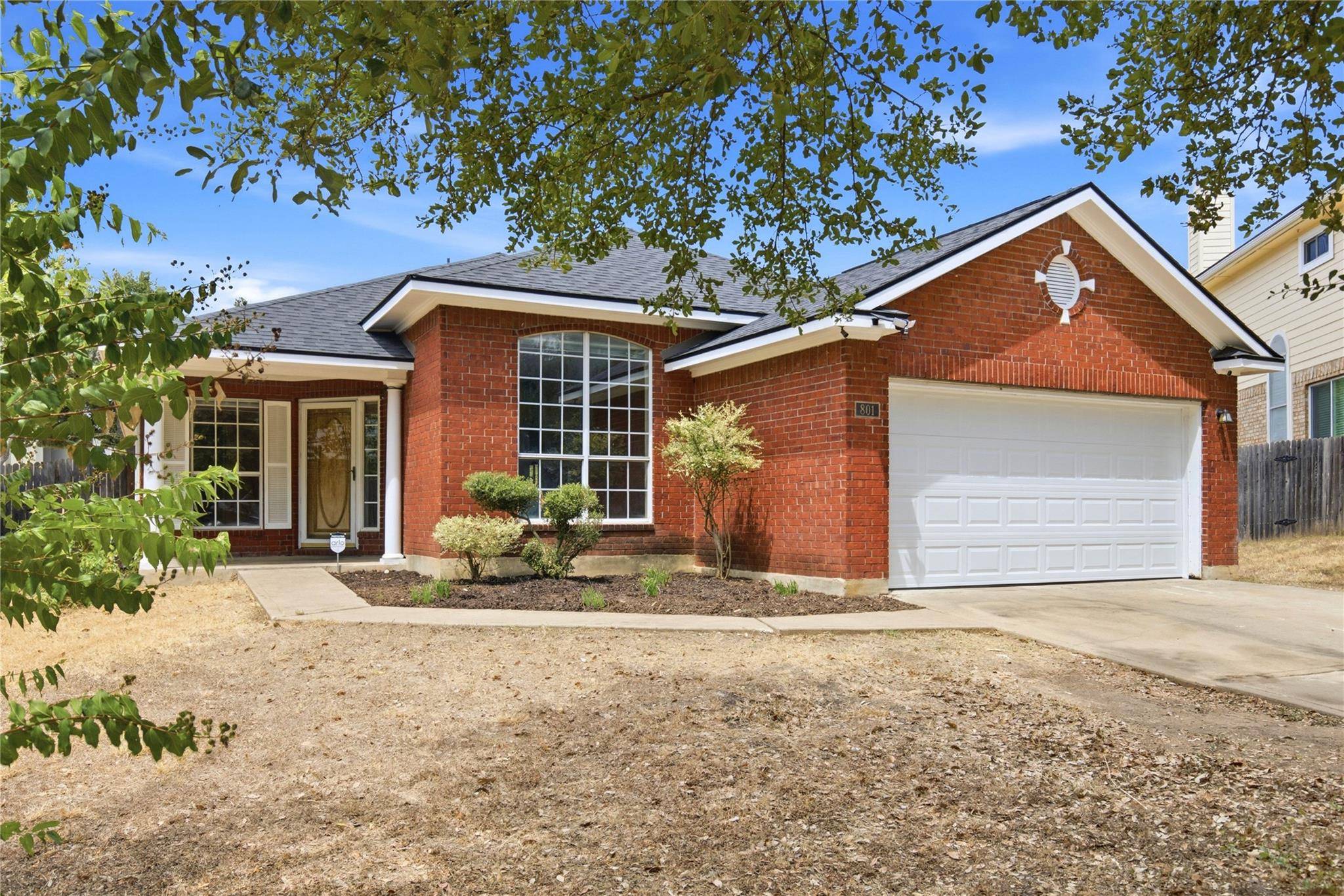 801 Lawmans CT, Round Rock, TX 78665