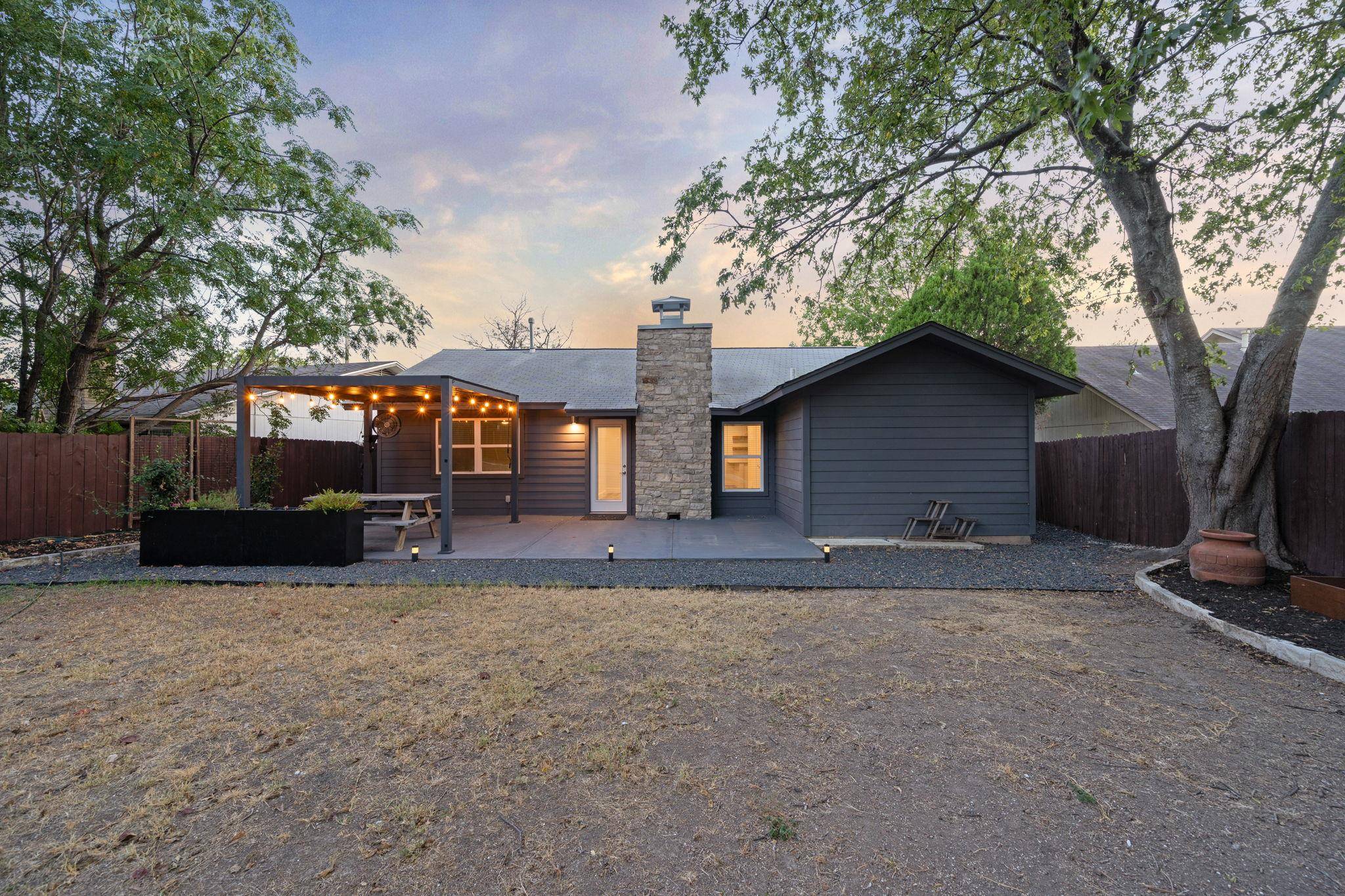 2008 Carriage Park LN, Austin, TX 78727