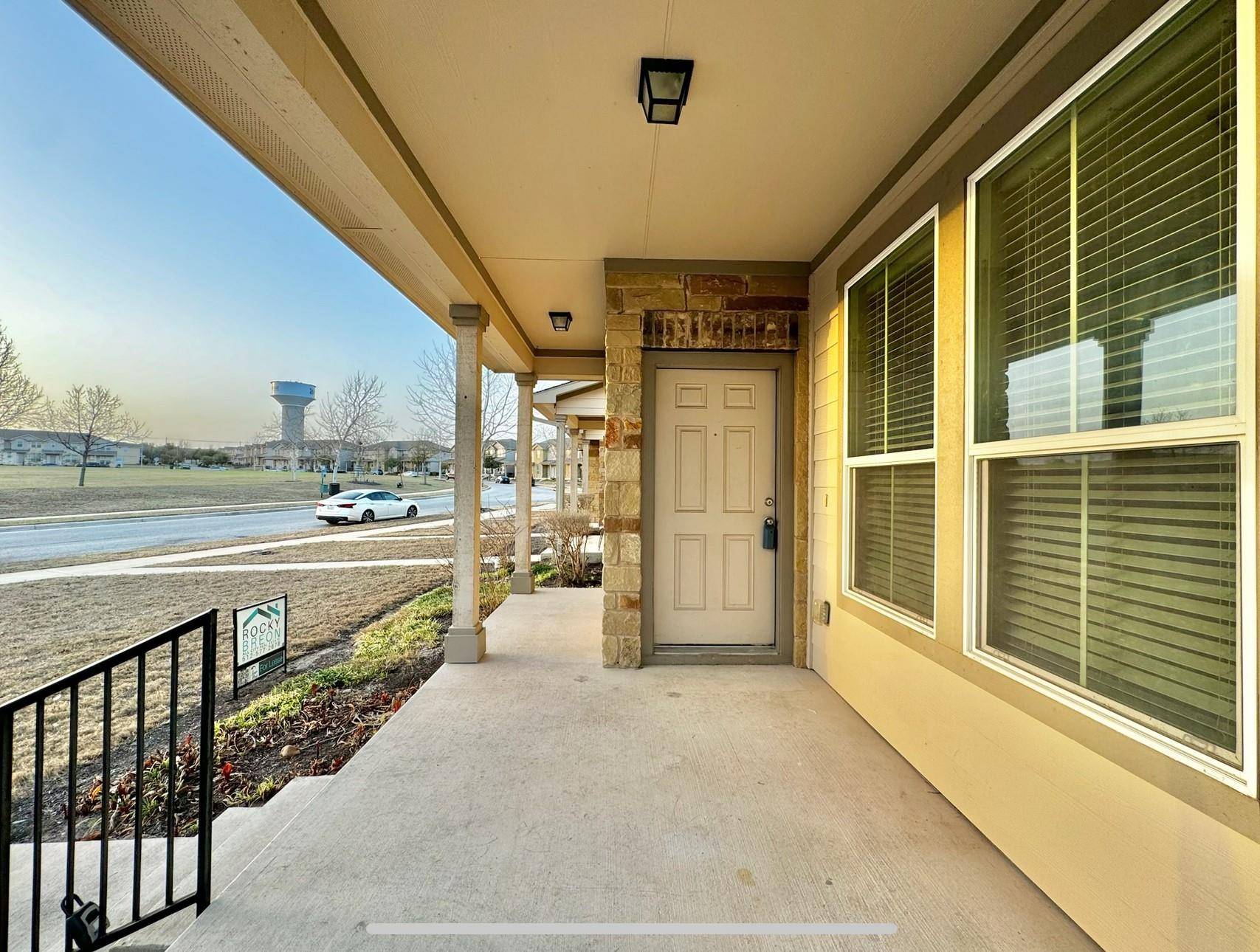 417 Katmai CIR, Pflugerville, TX 78660