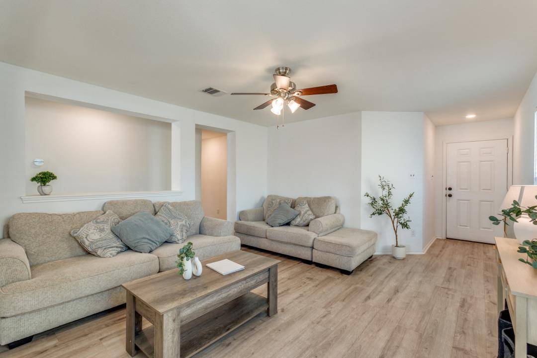 13521 Abigail Adams ST, Manor, TX 78653