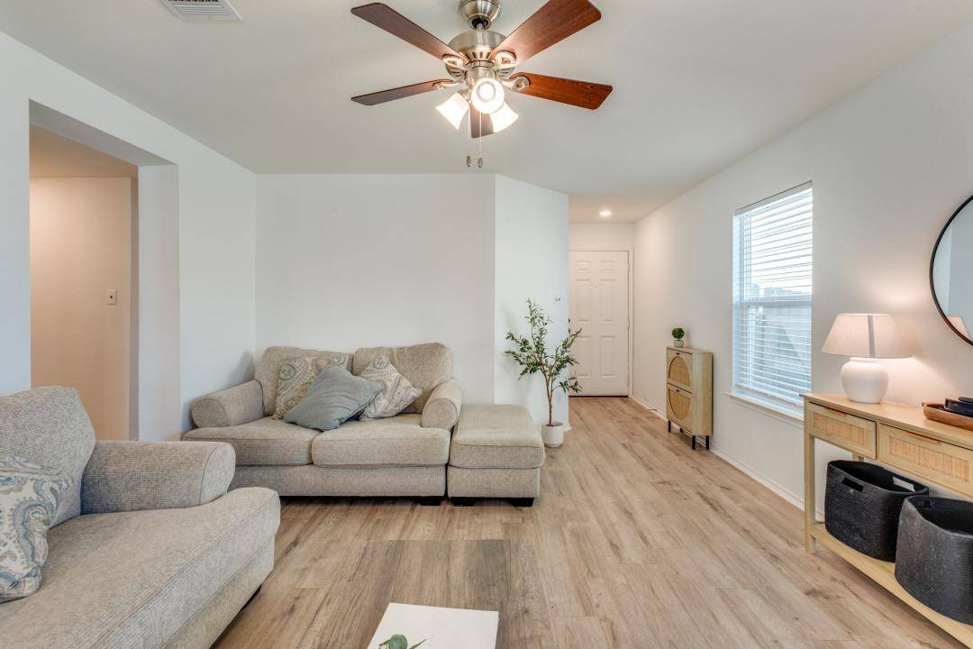 13521 Abigail Adams ST, Manor, TX 78653