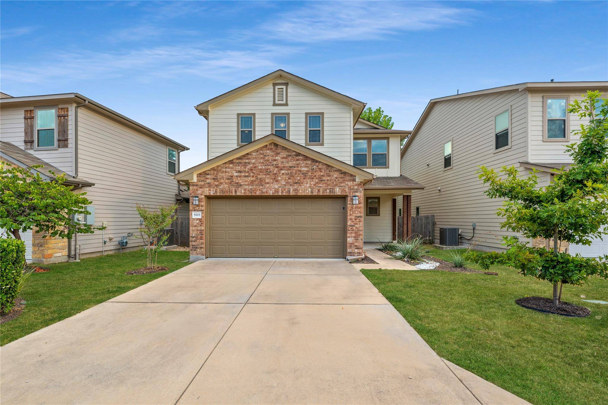 9203 Moonstone DR, Austin, TX 78729