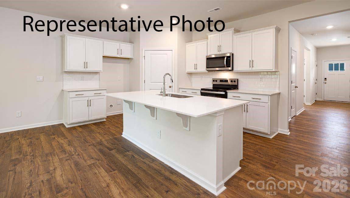 3617 Honey Locust LN, Gastonia, NC 28056