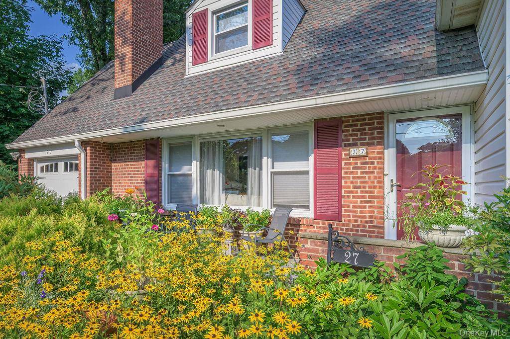 27 Anpell DR, Scarsdale, NY 10583