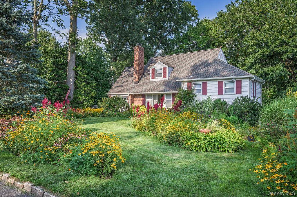 27 Anpell DR, Scarsdale, NY 10583