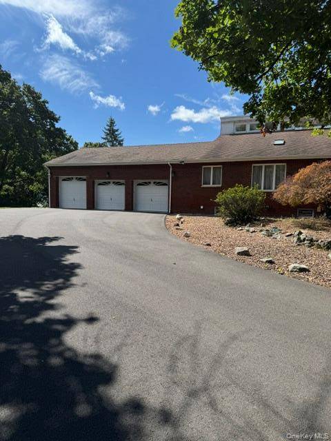 81 PINE ISLAND TPKE, Warwick, NY 10990