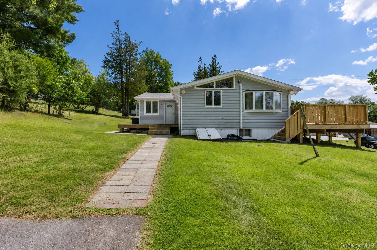 14 Cannon BLVD, Mountain Dale, NY 12763