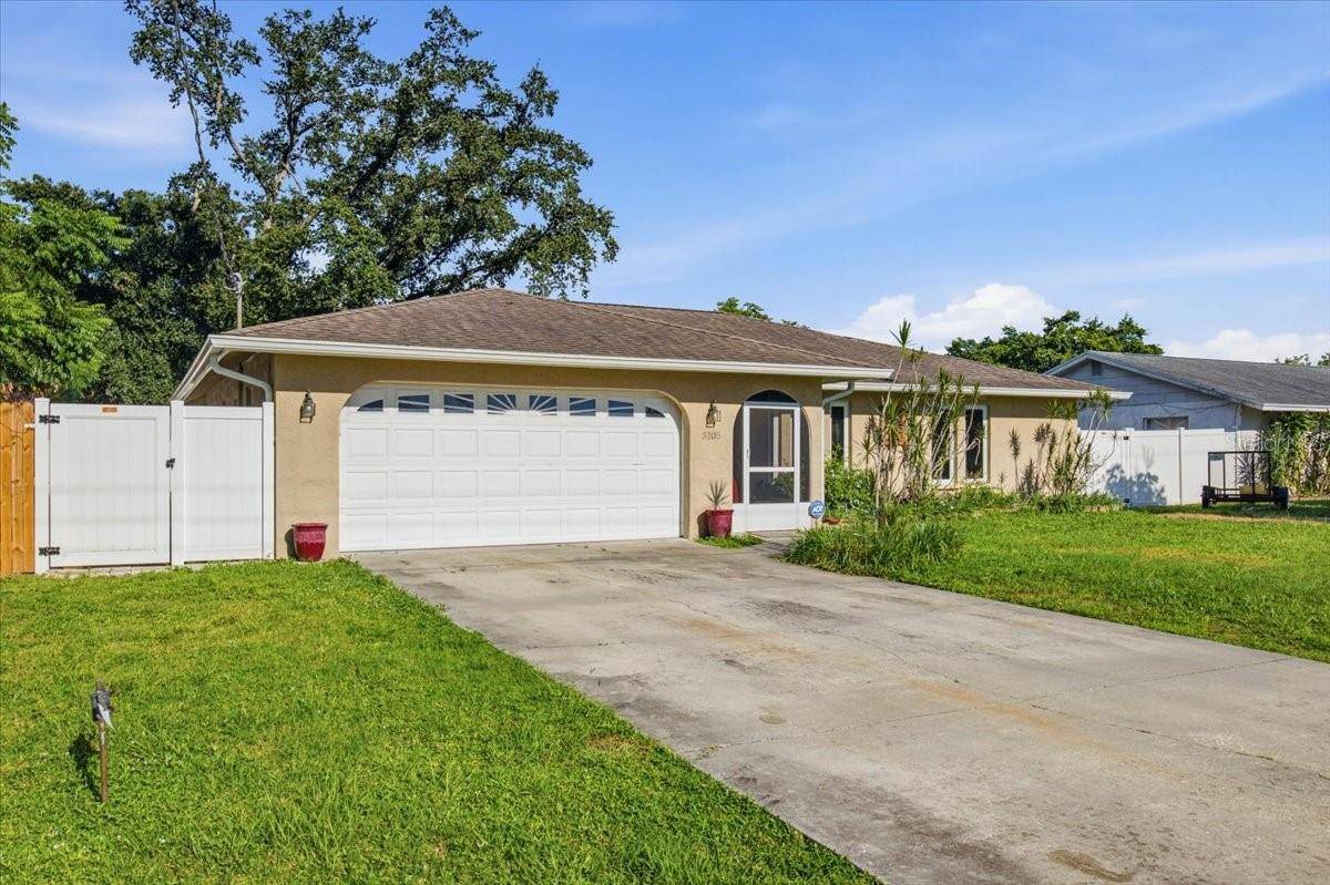 3105 BALDWIN AVE, Sarasota, FL 34232