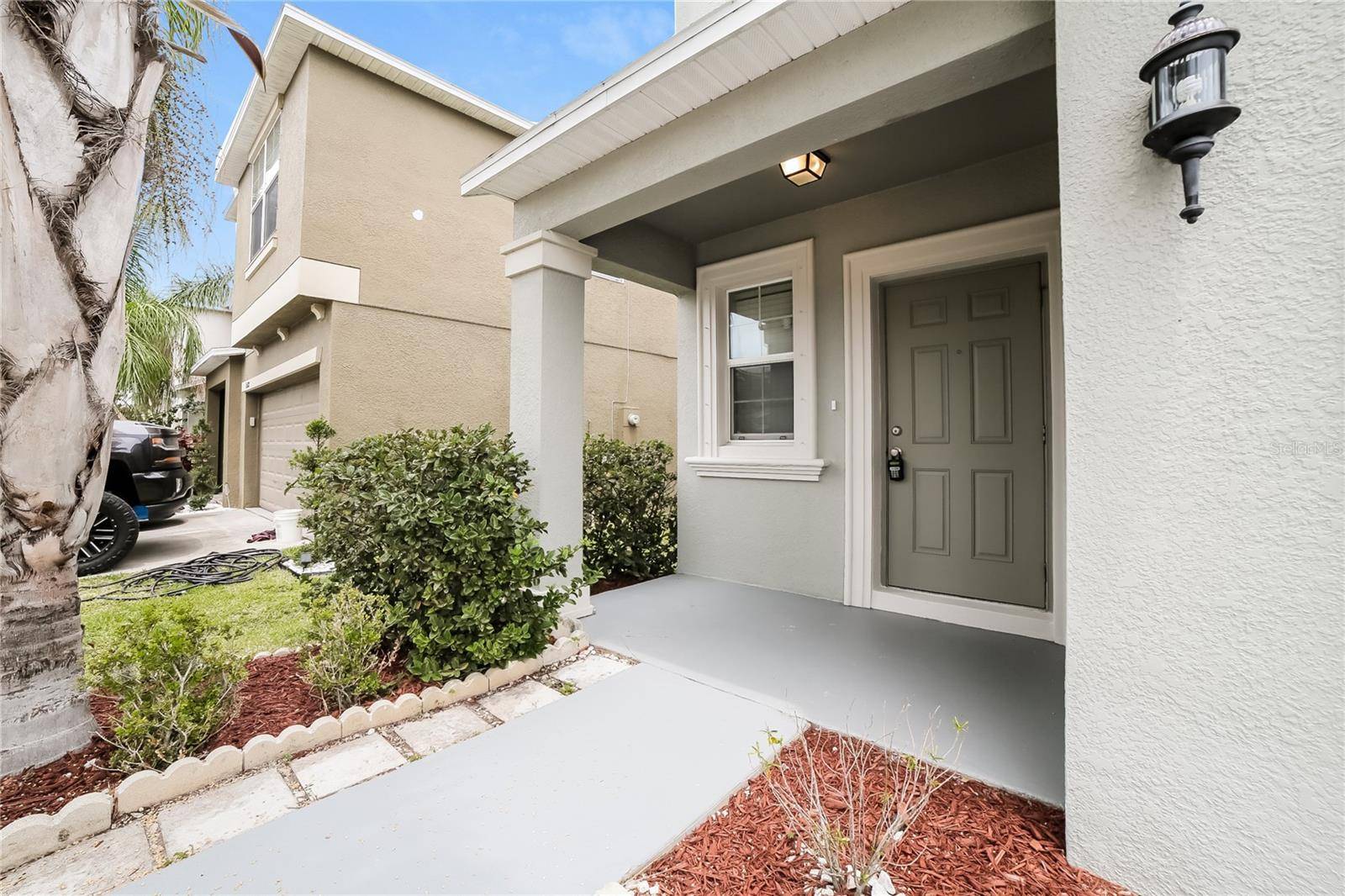 6530 TRENT CREEK DR, Sun City Center, FL 33573