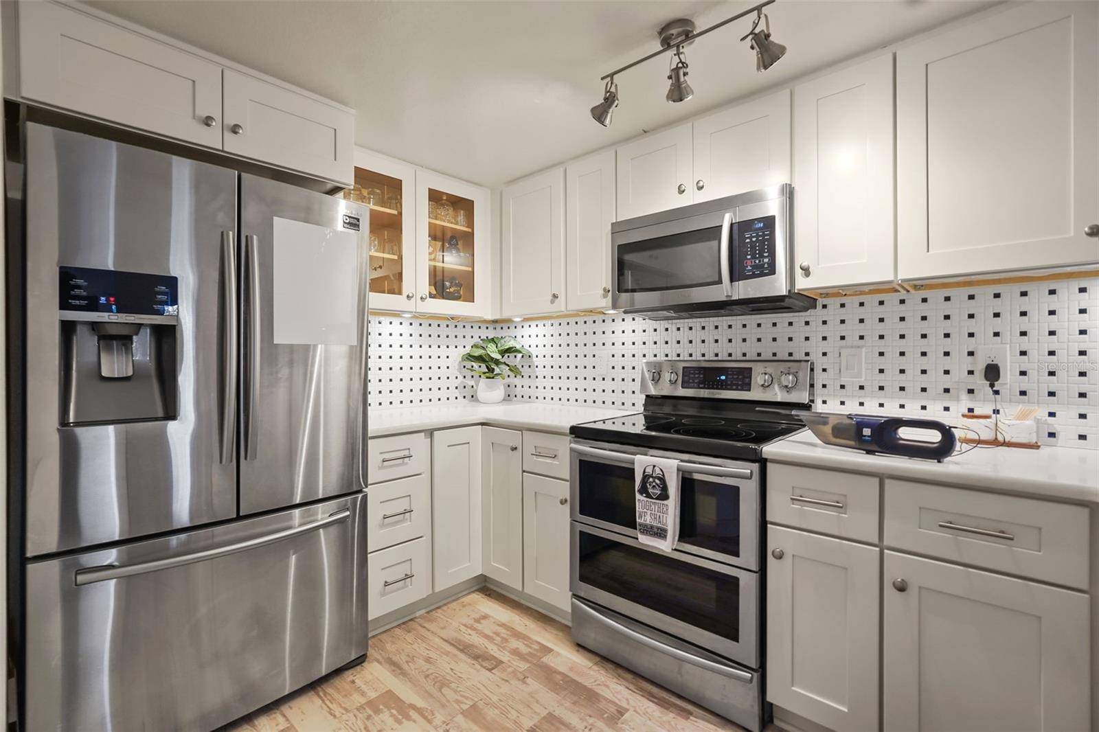126 VISTA VERDI CIR #300, Lake Mary, FL 32746