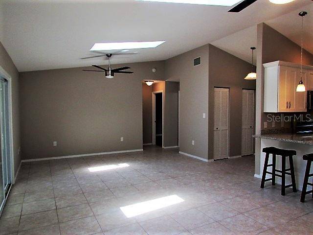2105 DAVID CT, Mount Dora, FL 32757