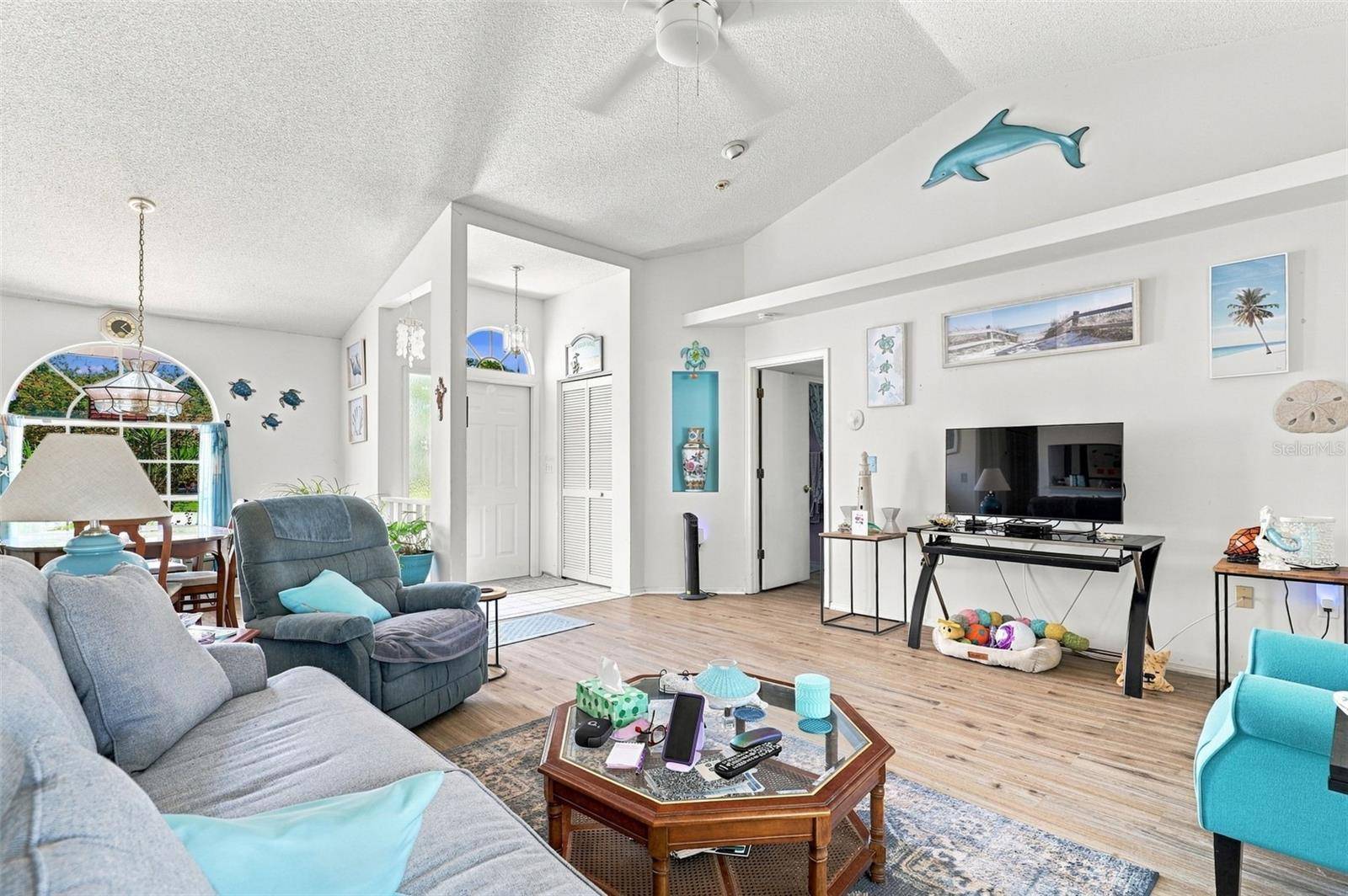 7833 38TH CT E, Sarasota, FL 34243