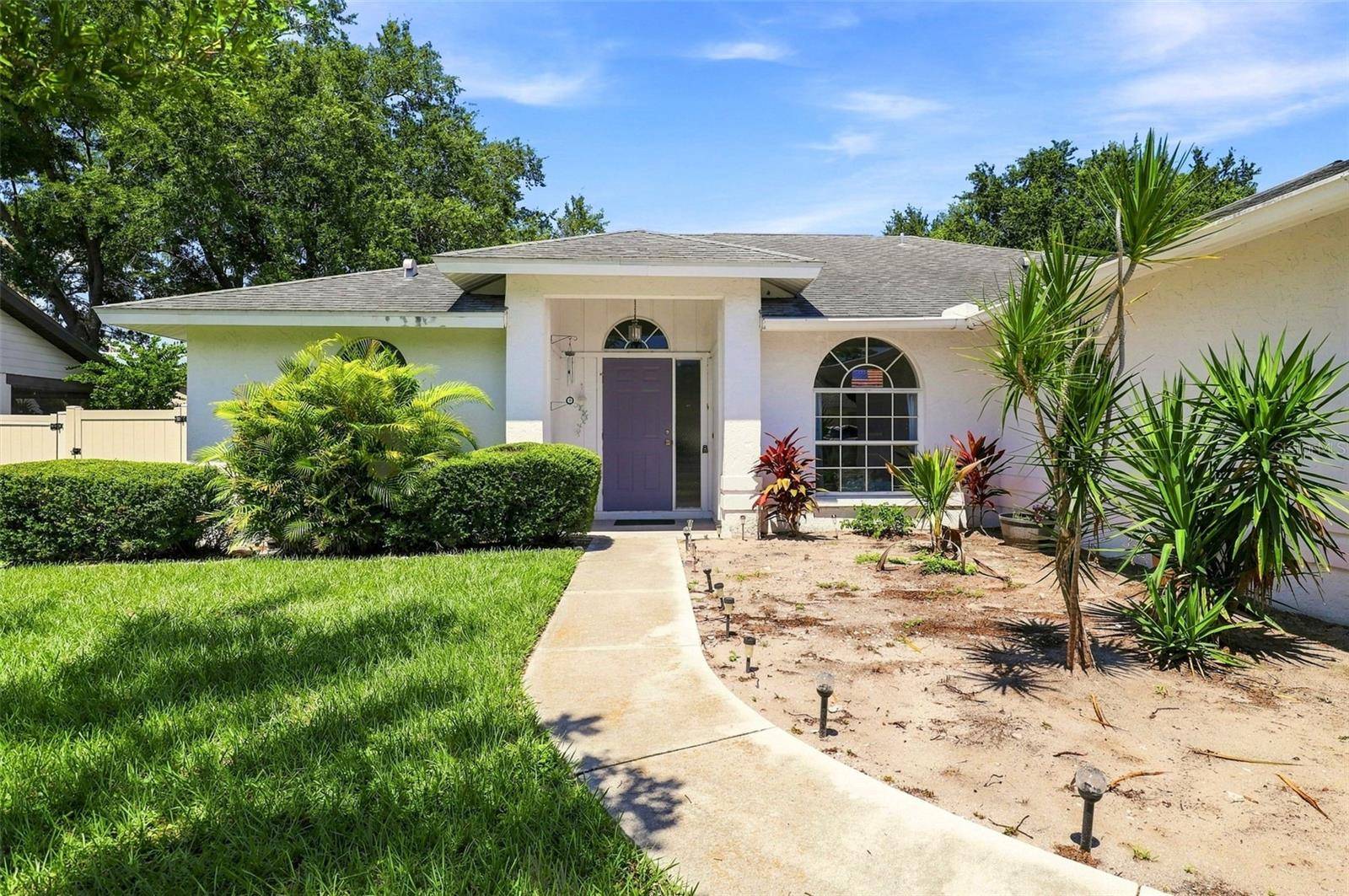 7833 38TH CT E, Sarasota, FL 34243